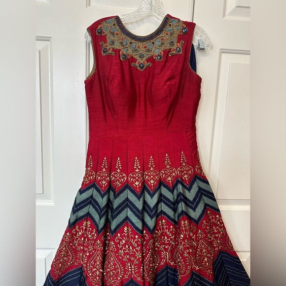 Blue and Red Floor Length Gown - Picture 3 of 3